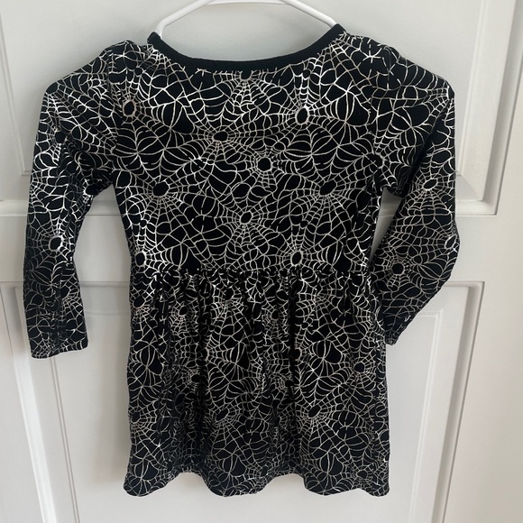 Cat & Jack XS 4/5 Dress with Silver Web Design - Picture 4 of 4